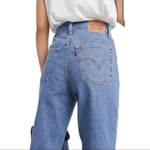 Levi's high waisted taper jean in midwash blue Size 30 - Picture 5 of 13